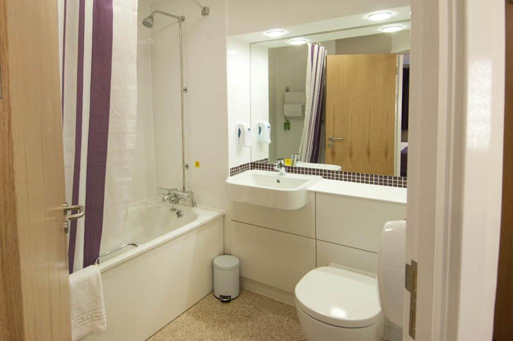 Dundee East Premier Travel Inn Bilik gambar
